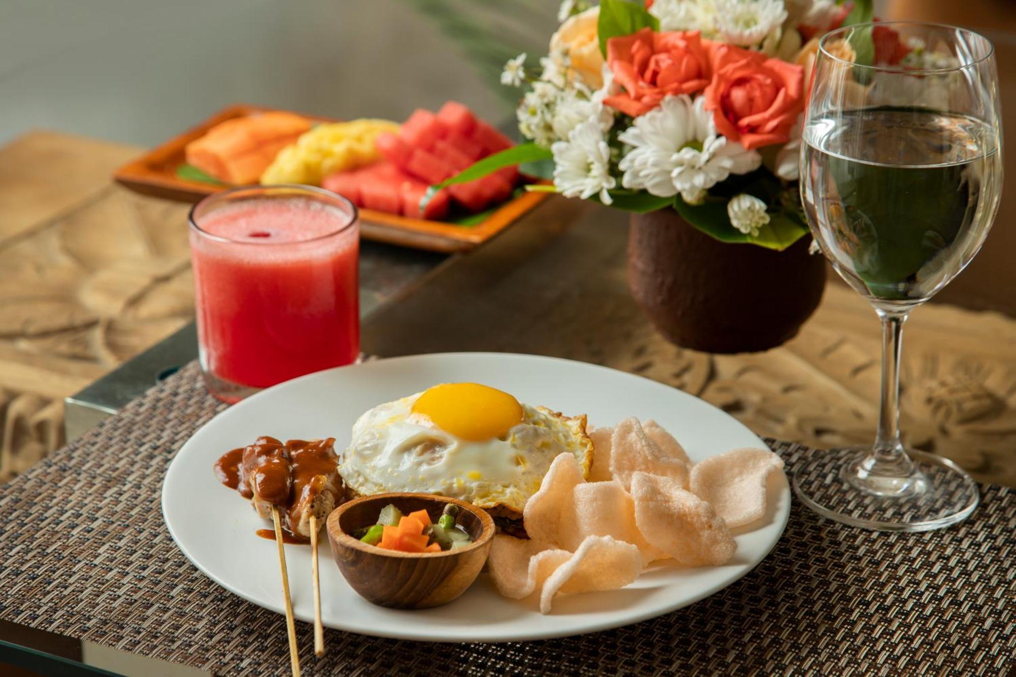 The Luxury Collection, Monaco Blu Villa Seminyak Dış mekan fotoğraf